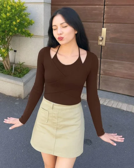 Women Slim Fit Halter-Neck Top